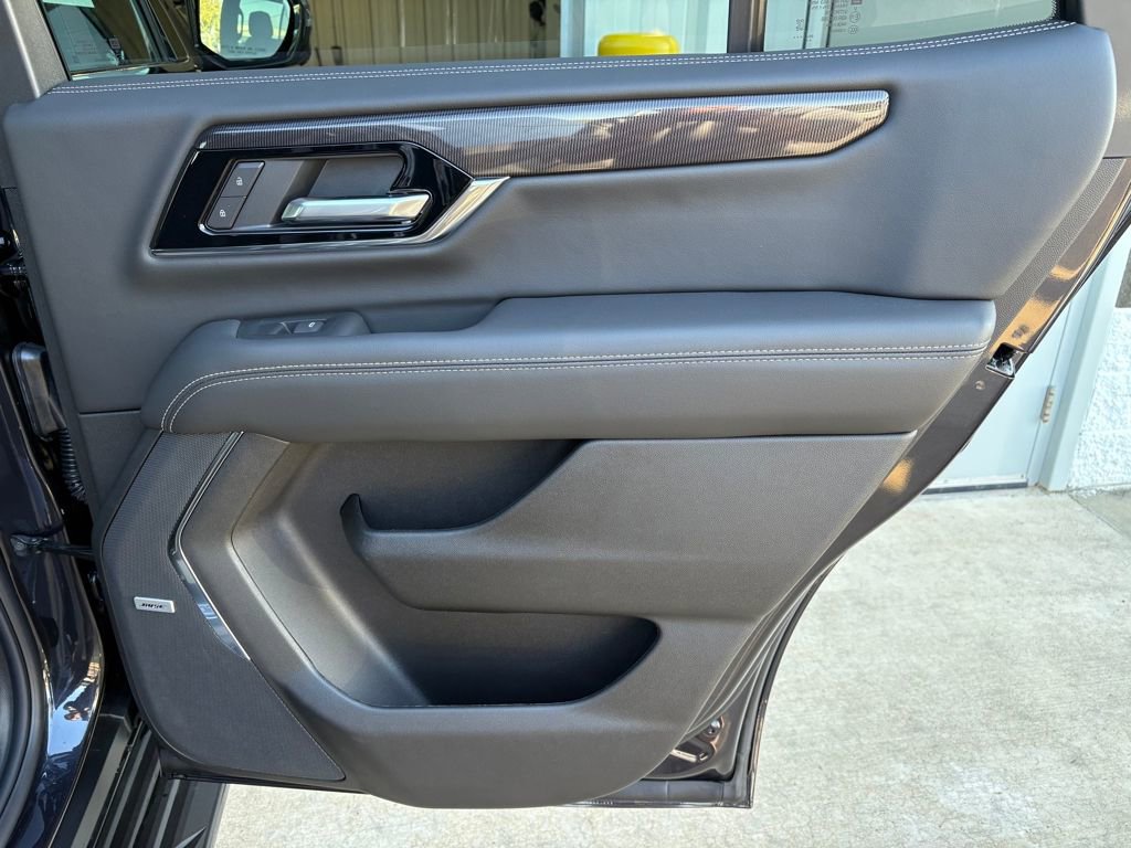 New 2026 GMC Yukon Elevation w/ LPO, Floor Liner Package AWD/4WD image 49