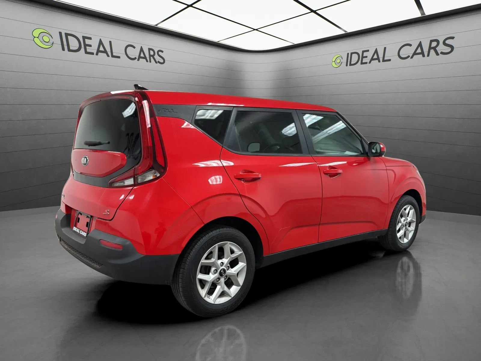Used 2020 Kia Soul S FWD image 5