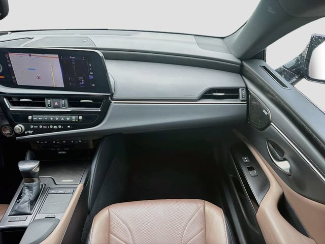 Certified 2022 Lexus ES 350 Ultra Luxury w/ Accessory Package 2 FWD image 18