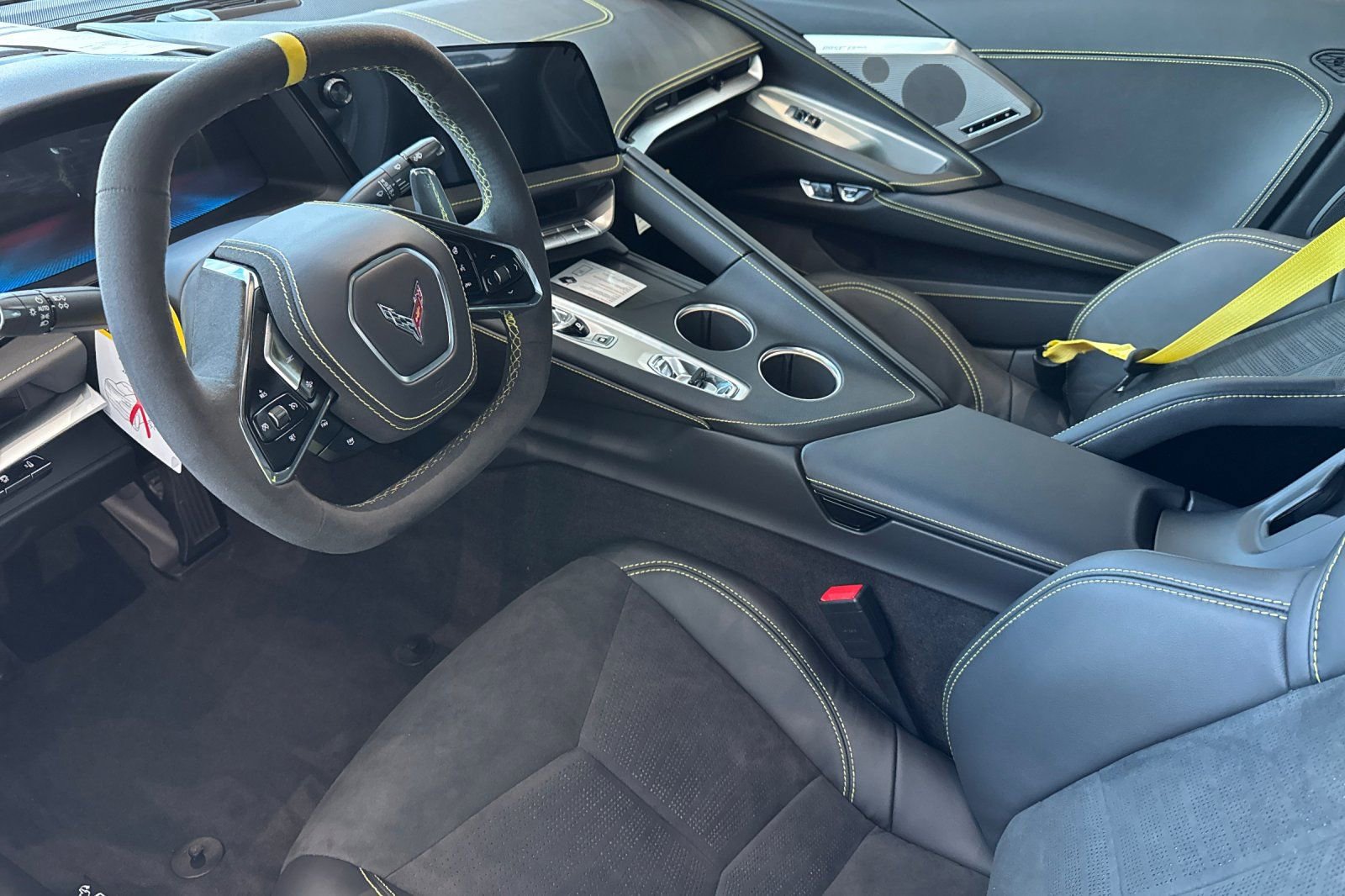 New 2026 Chevrolet Corvette Stingray Preferred Cpe w/ Z51 Performance Package image 8