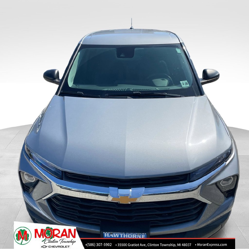 Used 2024 Chevrolet TrailBlazer LS w/ LS Convenience Package FWD image 11