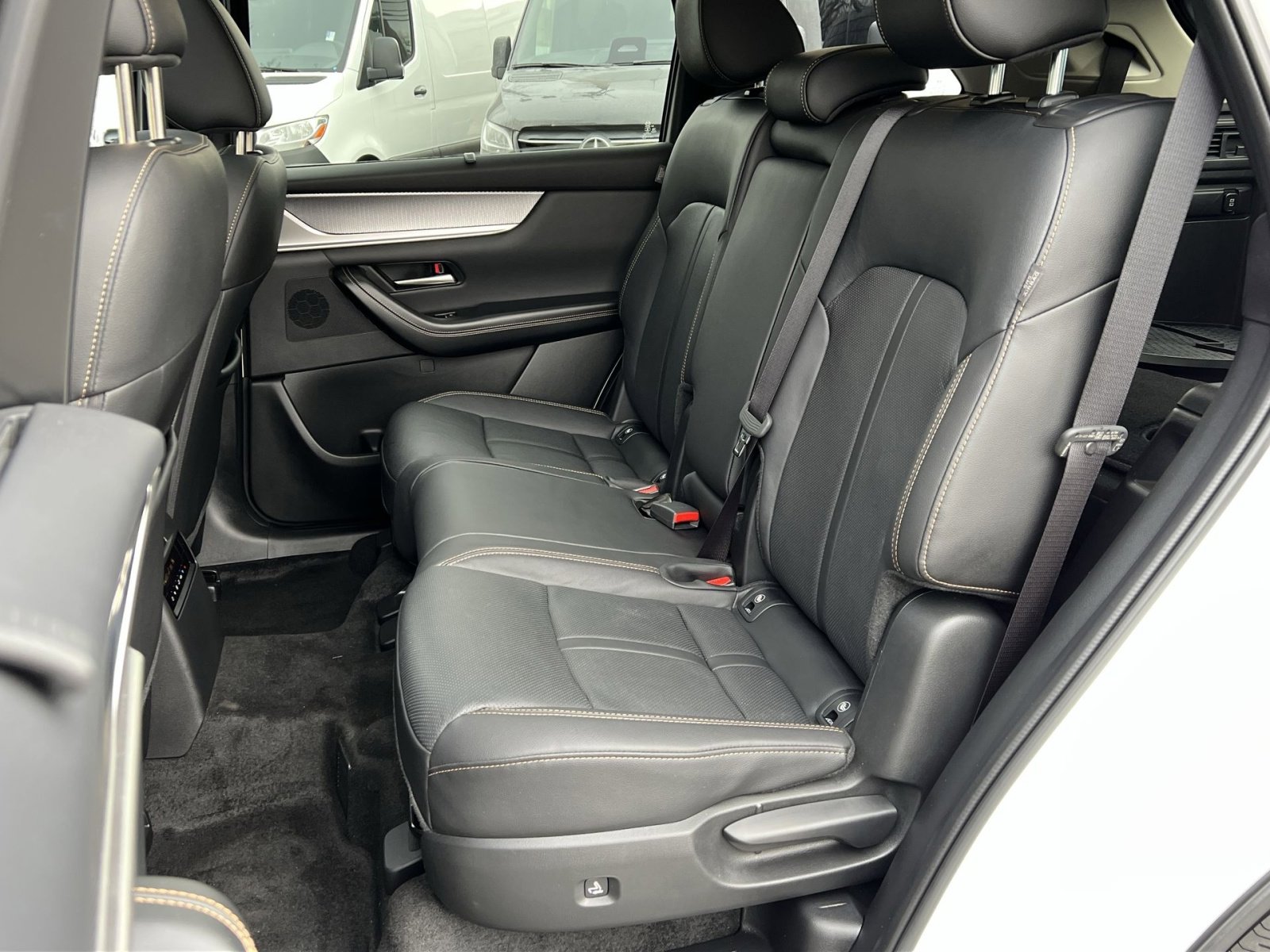 Used 2025 MAZDA CX-90 Plug-In Hybrid w/ Preferred image 23