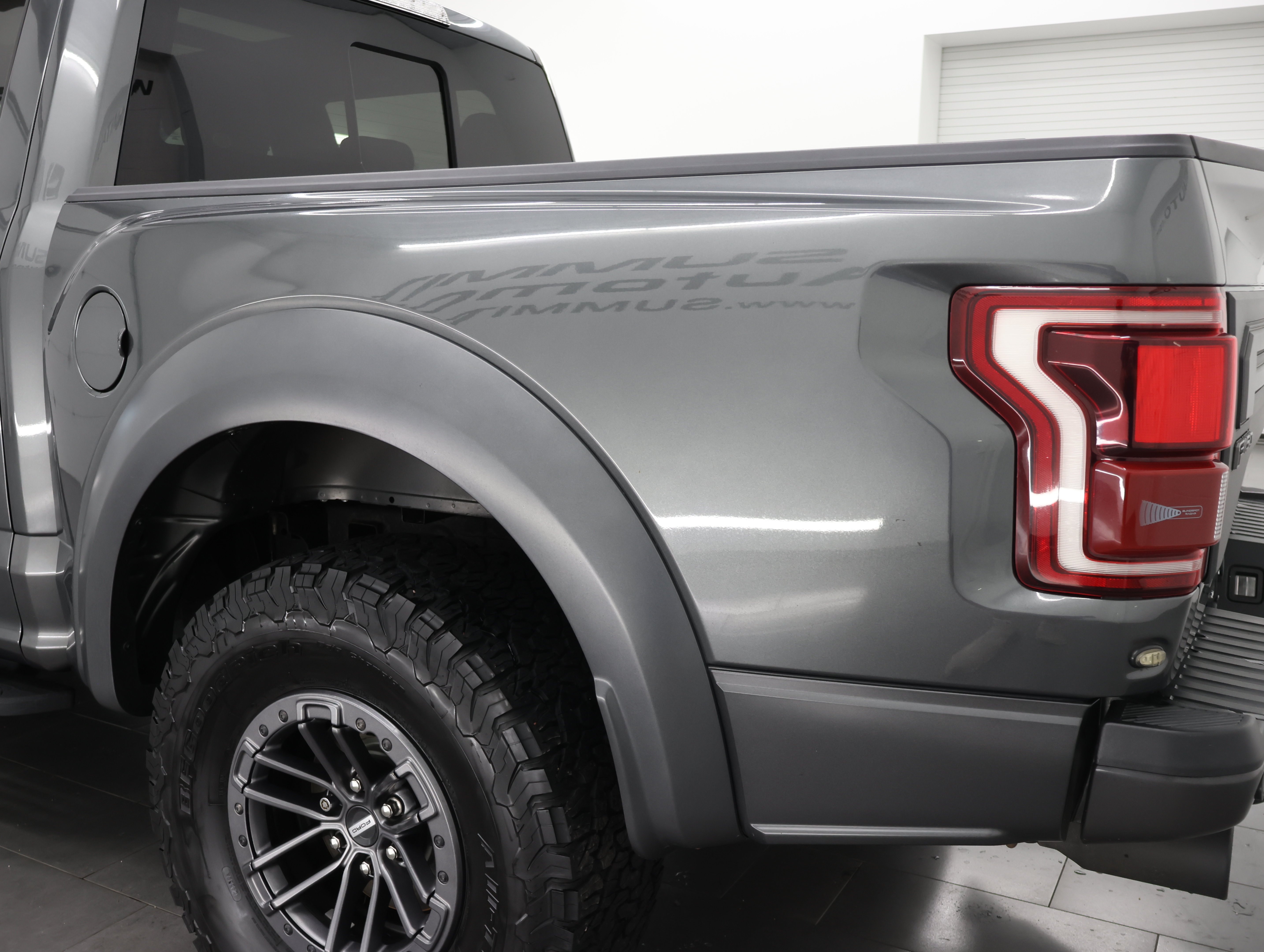 Used 2019 Ford F150 Raptor w/ Equipment Group 802A Luxury AWD/4WD image 33