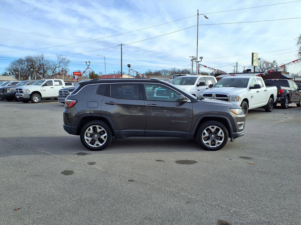 Used 2020 Jeep Compass Limited image 2