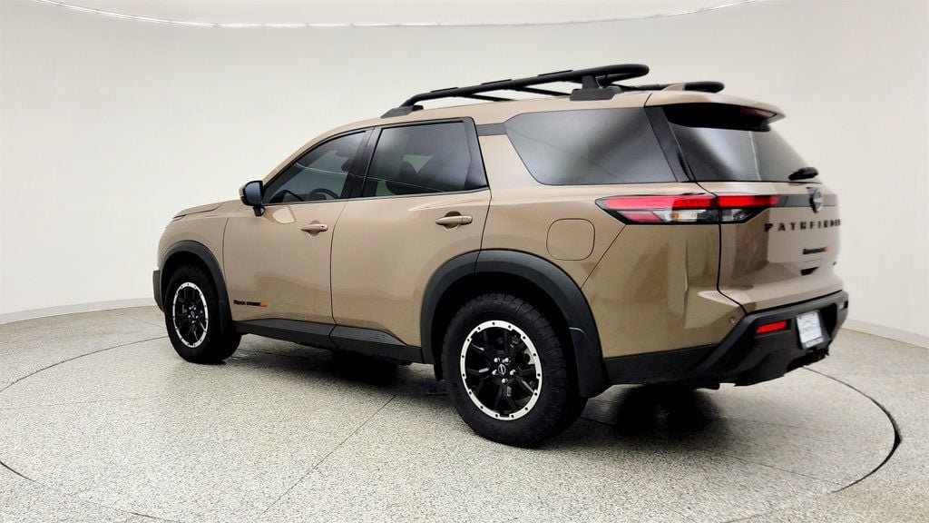 Used 2025 Nissan Pathfinder Rock Creek AWD/4WD image 7