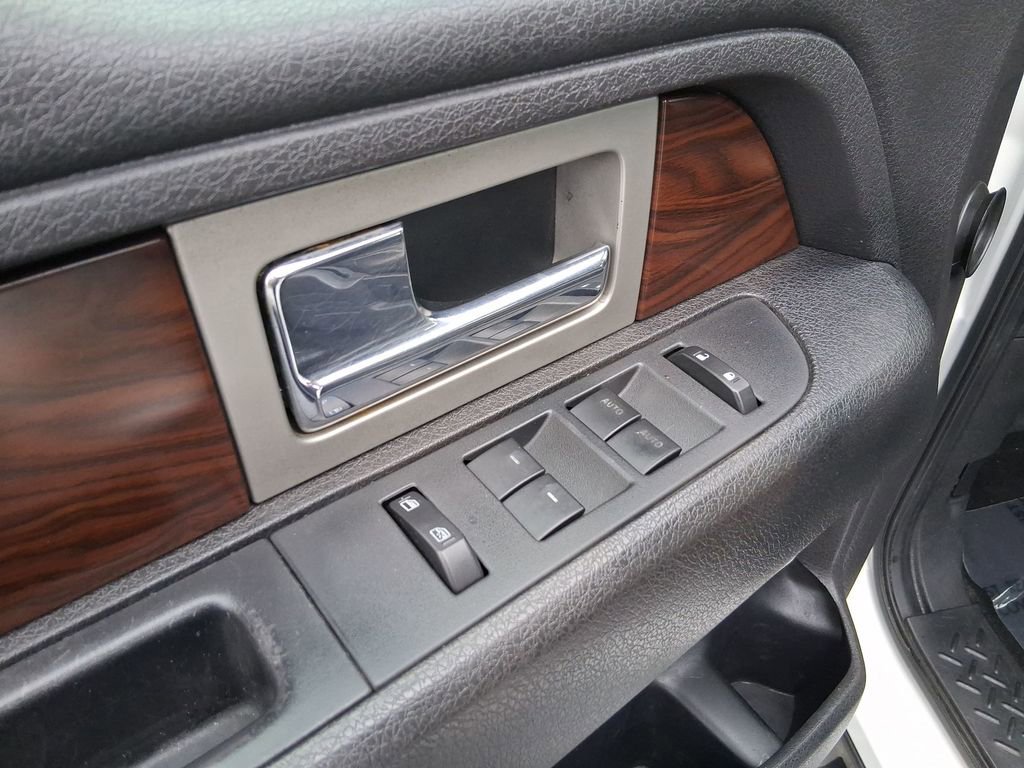 Used 2012 Ford F150 Lariat w/ Lariat Chrome Pkg image 19