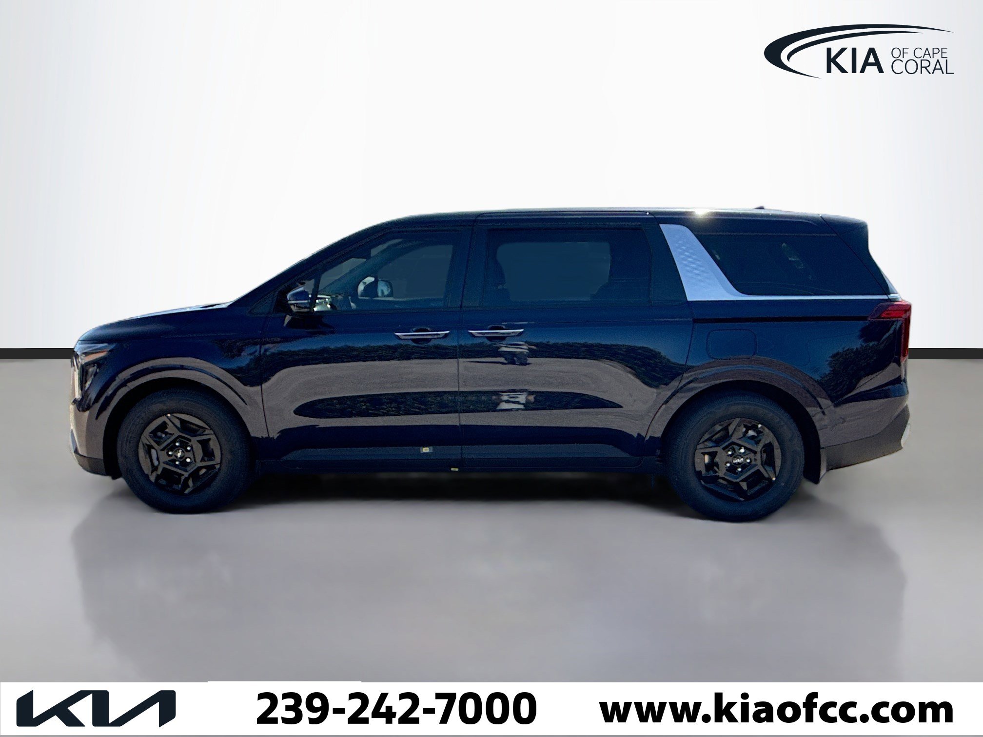 New 2026 Kia Carnival image 2