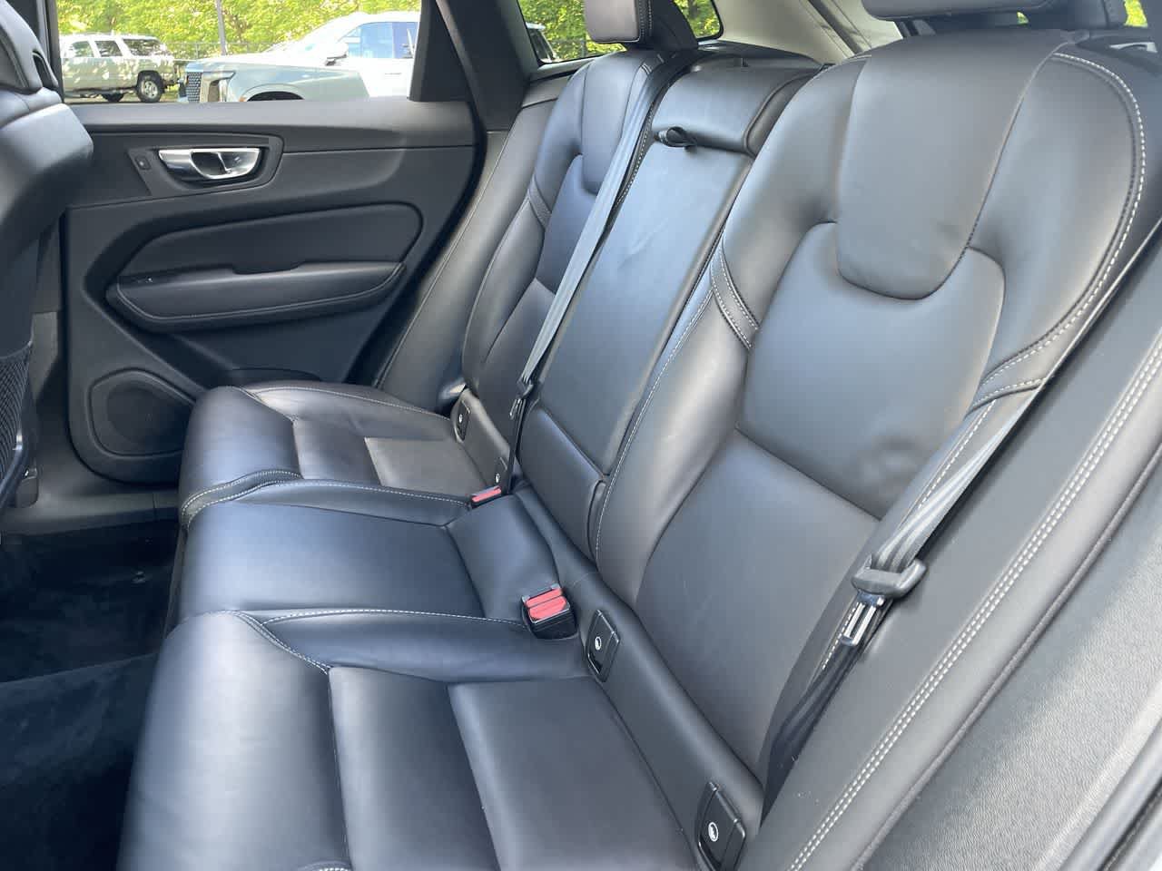 Used 2023 Volvo XC60 B5 Ultimate AWD/4WD image 27