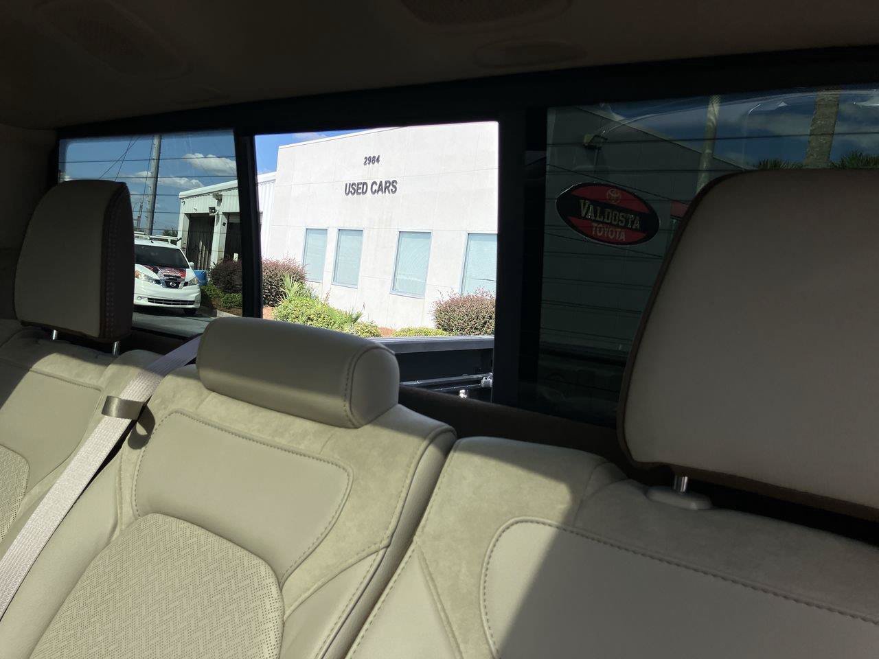 Used 2020 RAM 1500 Laramie AWD/4WD image 28