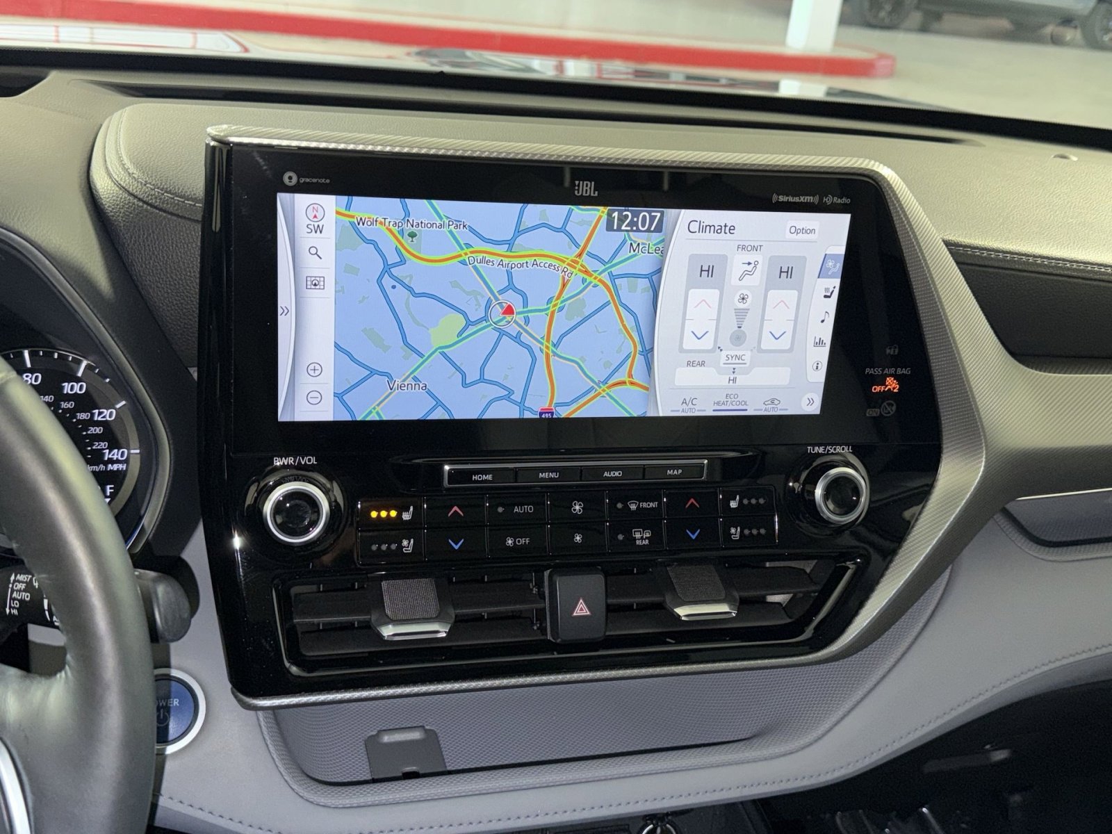 Used 2021 Toyota Highlander Platinum image 20