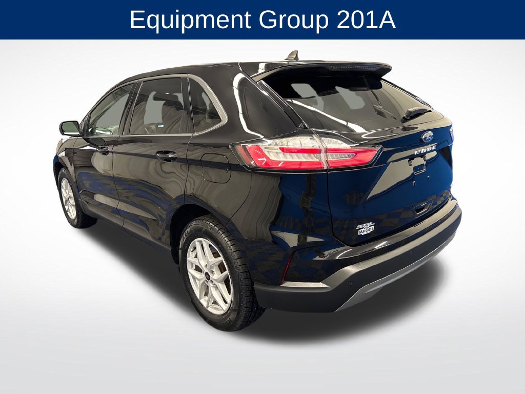 Certified 2023 Ford Edge SEL w/ Convenience Package AWD/4WD image 3