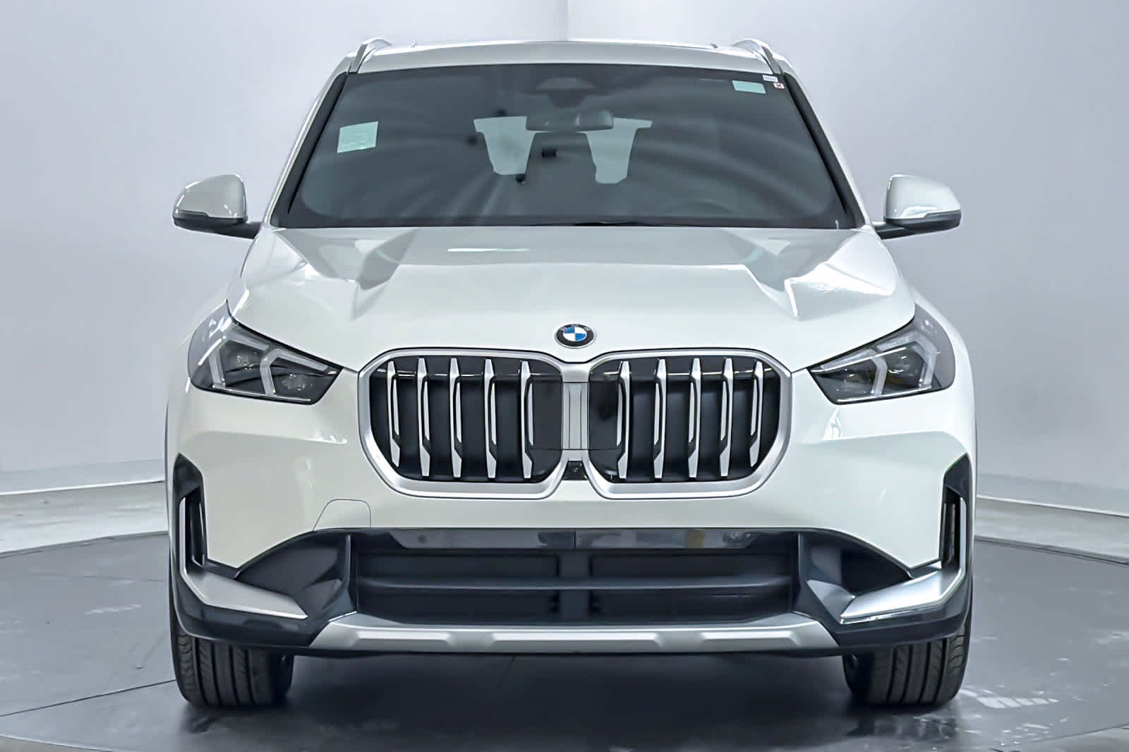 New 2026 BMW X1 xDrive28i w/ Technology Package AWD/4WD image 10