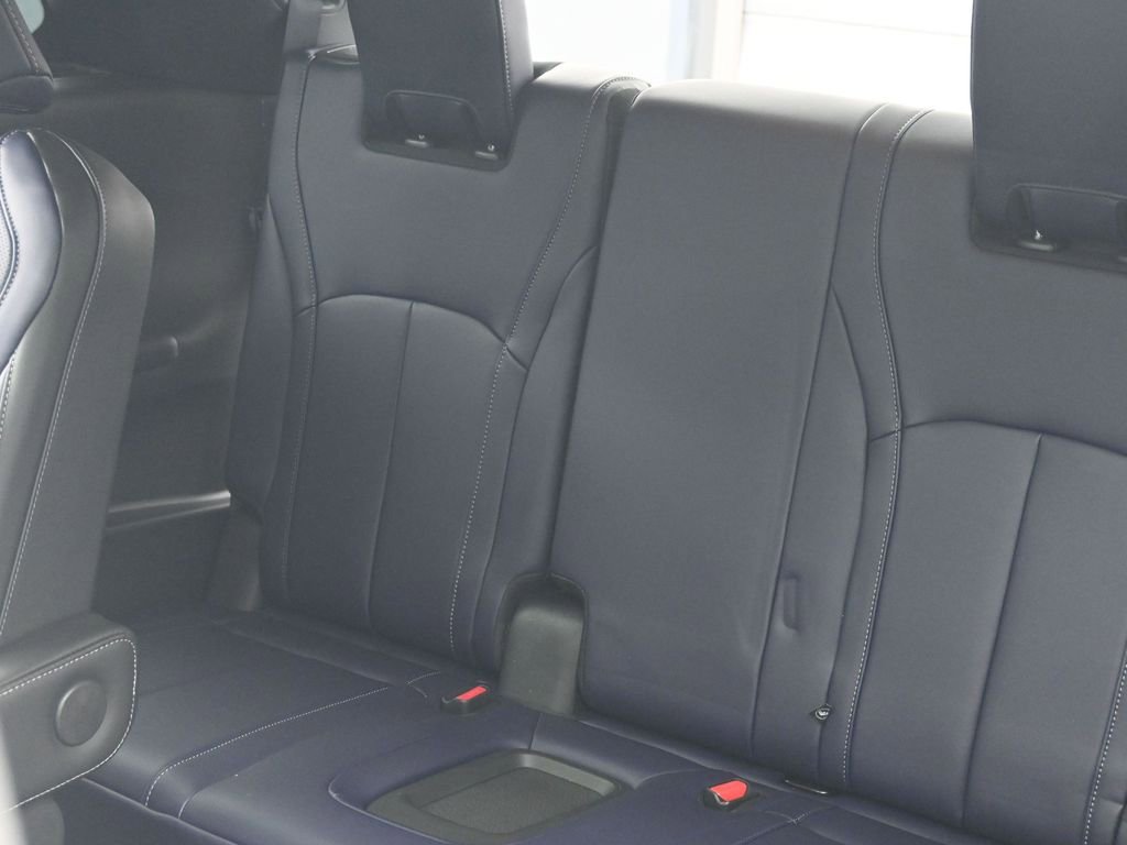 New 2026 INFINITI QX60 Sport w/ Dark Cargo Package image 20