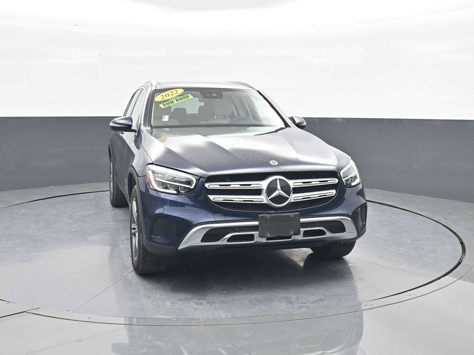 Used 2022 Mercedes-Benz GLC 300 GLC 300 image 2