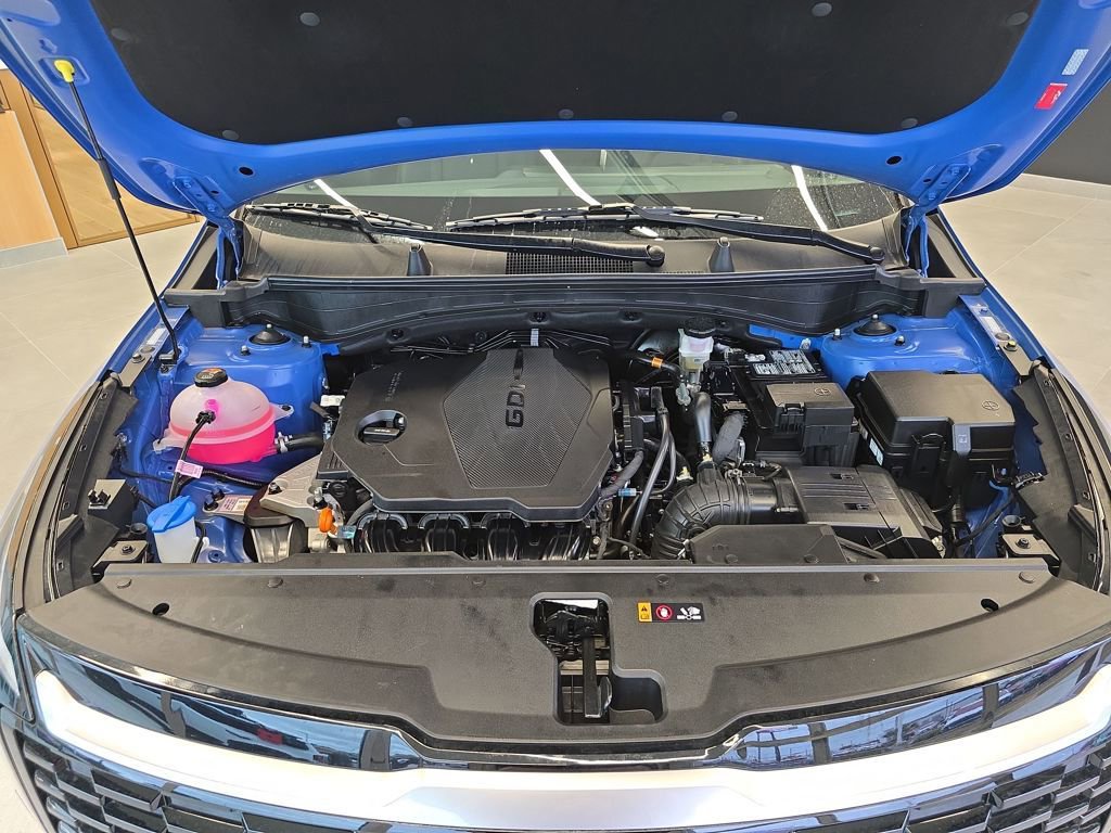 Certified 2026 Kia Sportage EX w/ EX Panorama Roof Package image 30