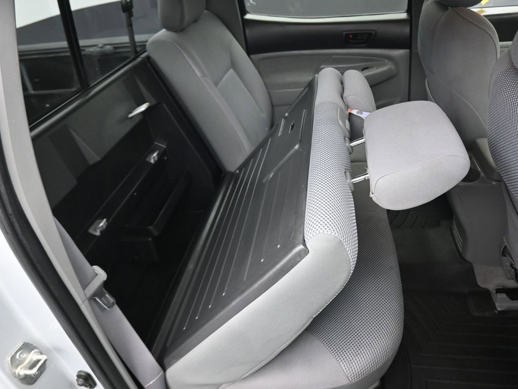 Used 2005 Toyota Tacoma PreRunner image 35