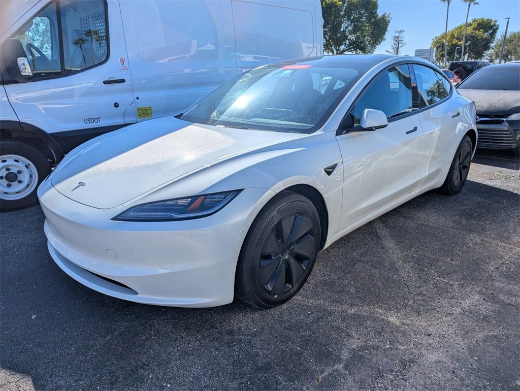 Used 2024 Tesla Model 3 Long Range image 3