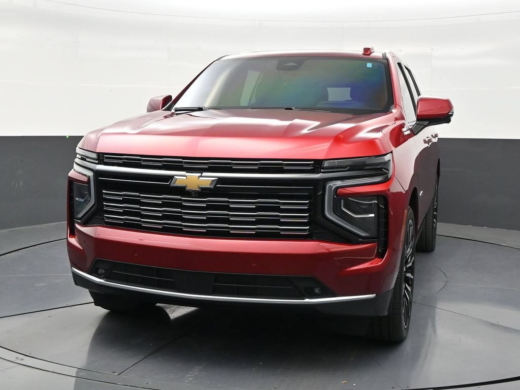 Used 2025 Chevrolet Tahoe High Country AWD/4WD image 8