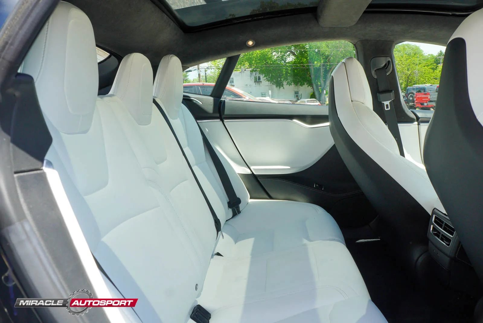 Used 2017 Tesla Model S 100D AWD/4WD image 39