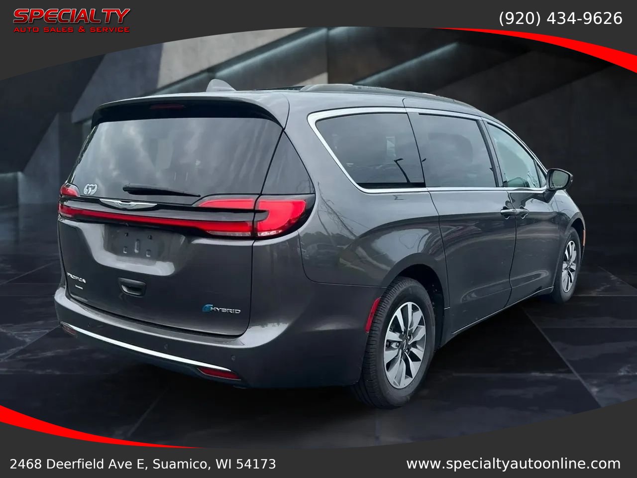 Used 2021 Chrysler Pacifica Touring w/ Cold Weather Group FWD image 5