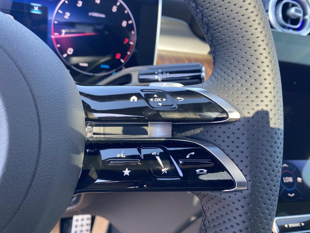New 2026 Mercedes-Benz GLC 300 image 18