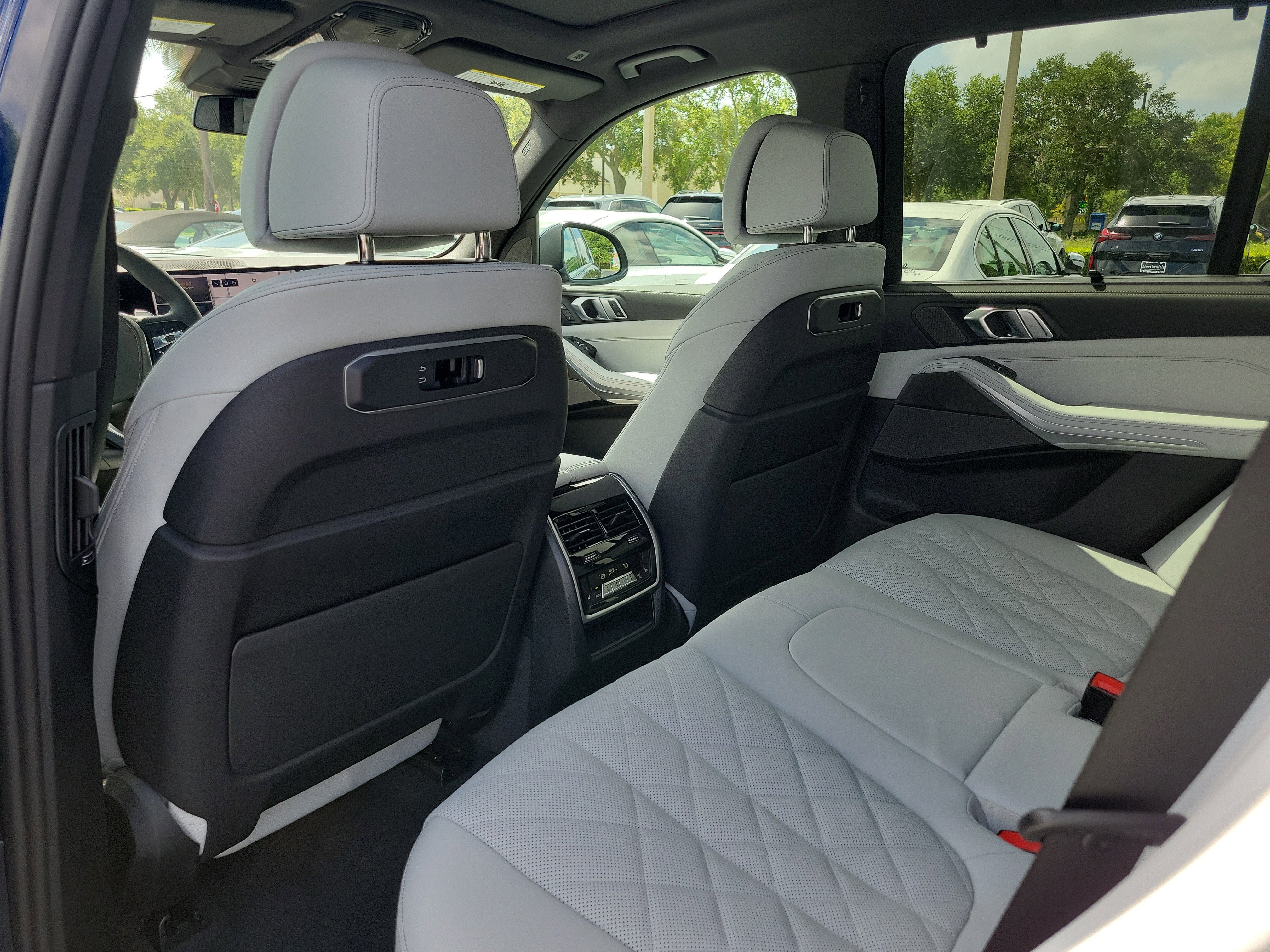 New 2026 BMW X5 sDrive40i w/ Climate Comfort Package image 12