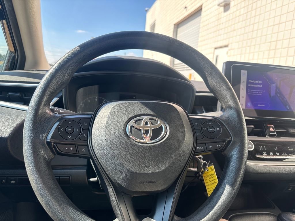 Used 2023 Toyota Corolla LE image 16