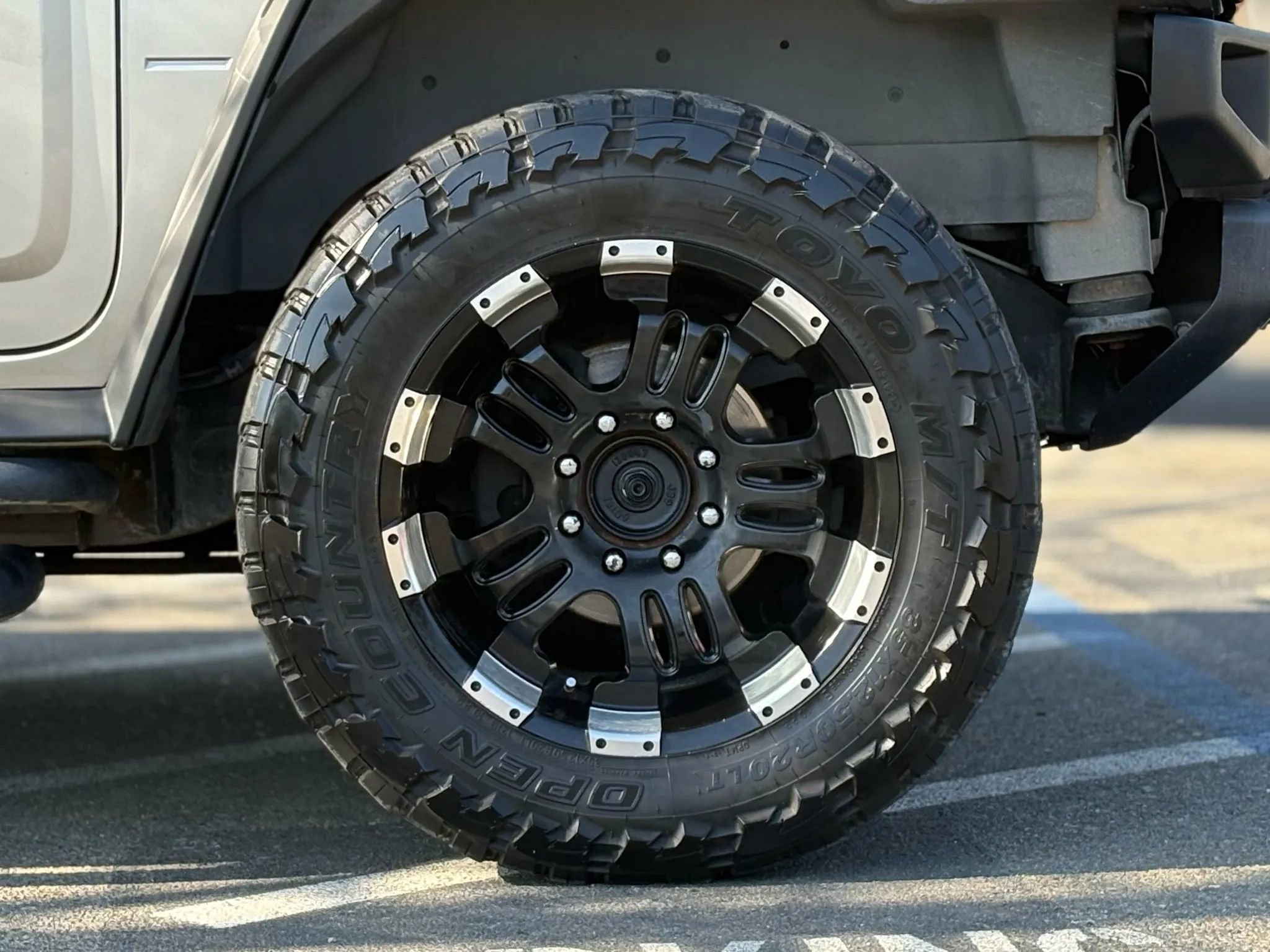 Used 2007 HUMMER H2 Luxury image 32