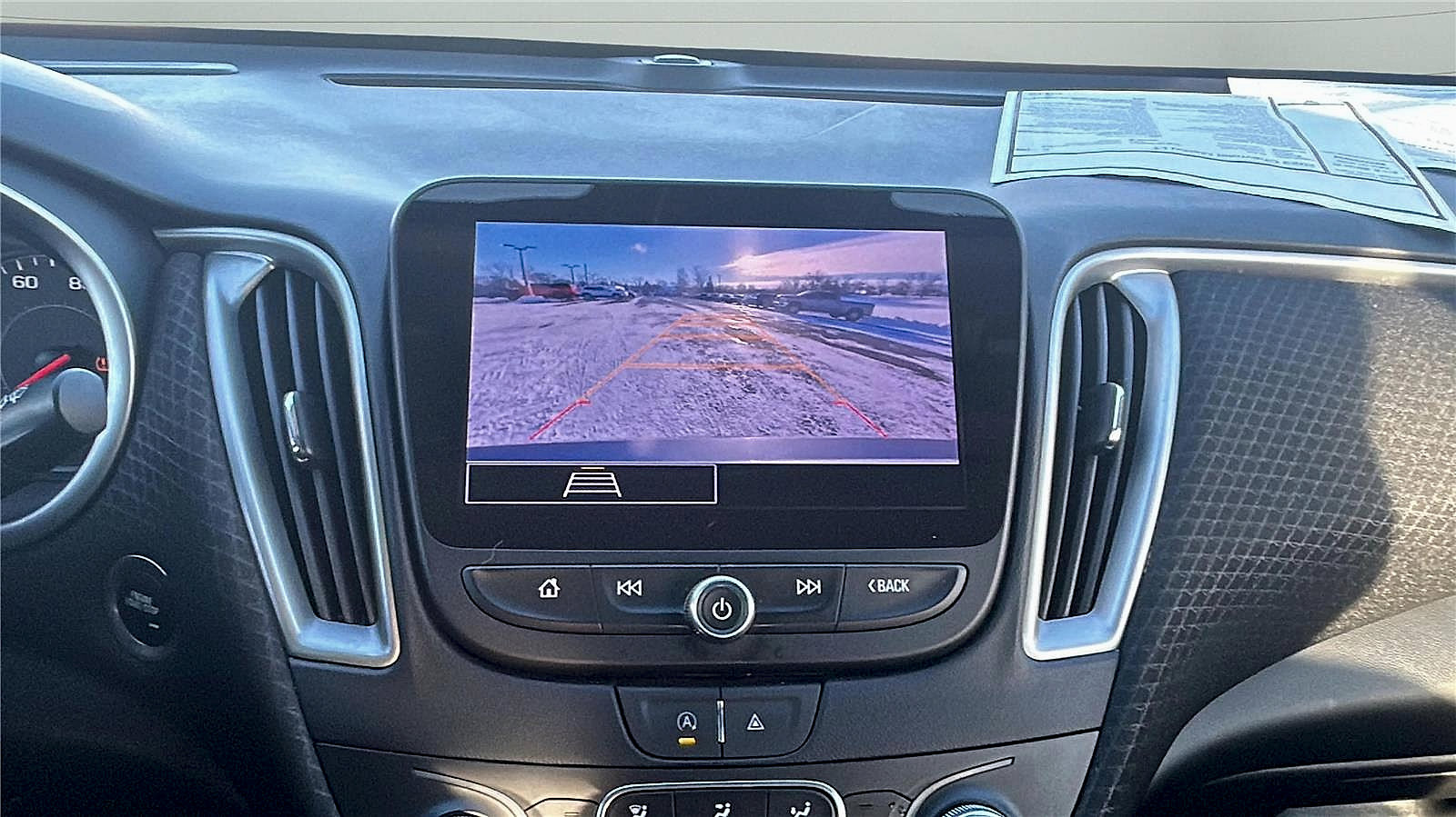 Used 2023 Chevrolet Malibu LT FWD image 19