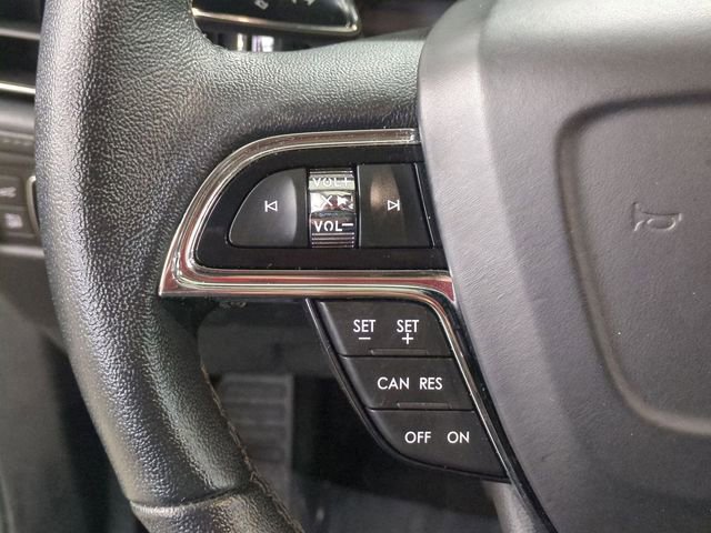 Certified 2023 Lincoln Nautilus AWD w/ Premium Package image 19