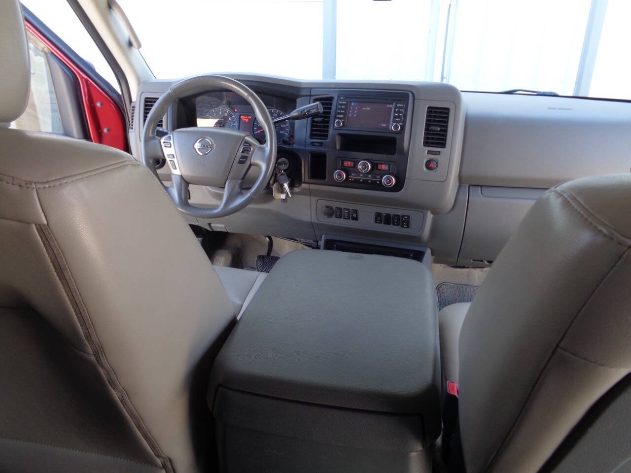 Used 2019 Nissan NV 3500 SL RWD image 57