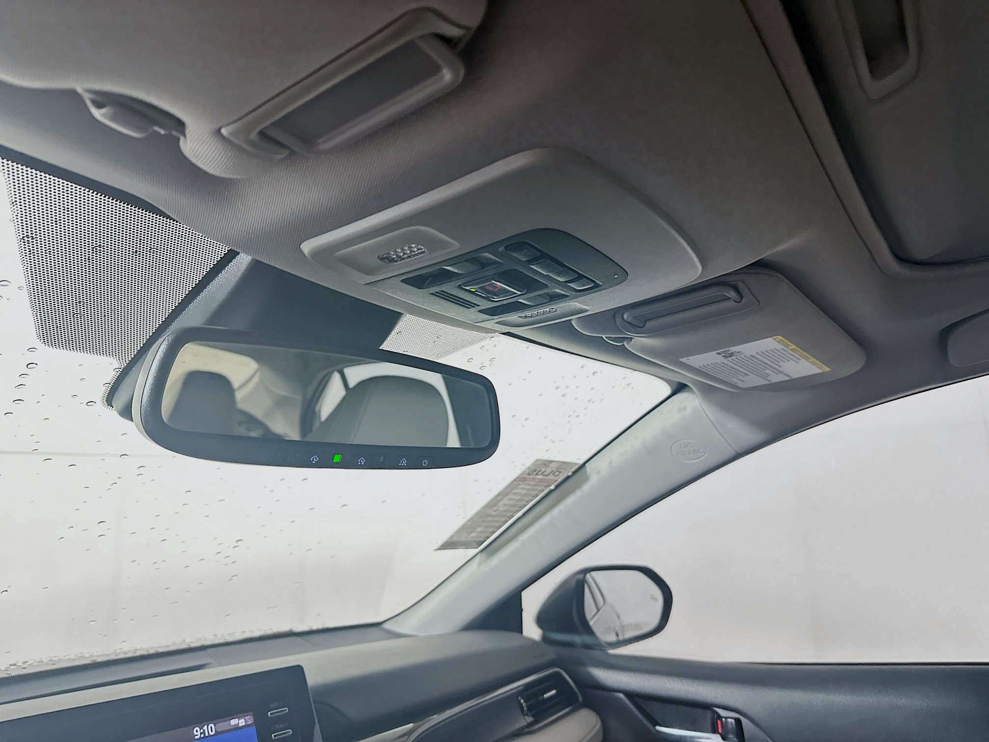 Used 2022 Toyota Camry SE w/ Convenience Package FWD image 18