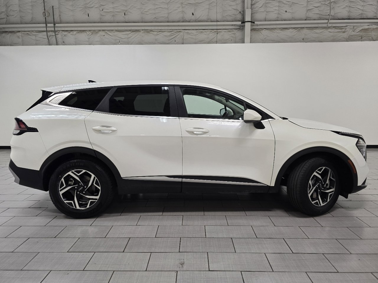 Used 2024 Kia Sportage LX FWD image 15