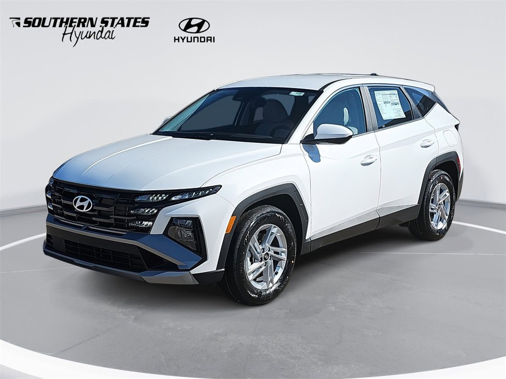 New 2026 Hyundai Tucson SE image 1