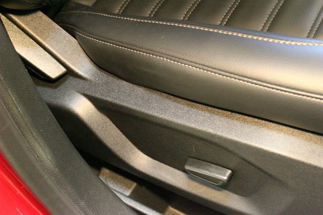 Used 2024 Ford Edge SEL w/ Convenience Package image 12