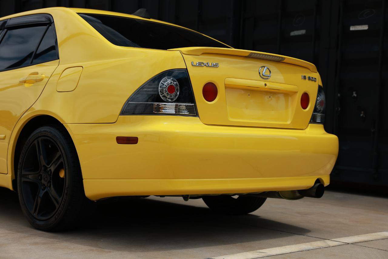 Used 2003 Lexus IS 300 w/ Power & Leather Pkg RWD image 31