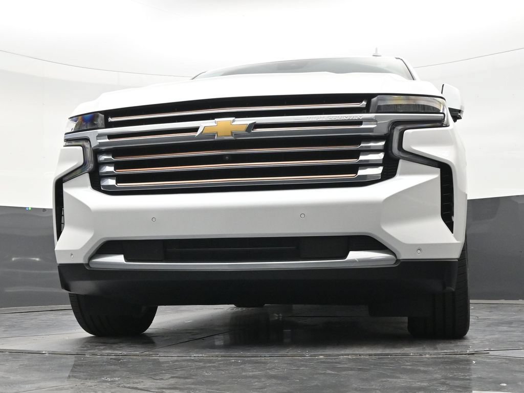 Used 2023 Chevrolet Suburban High Country RWD image 27