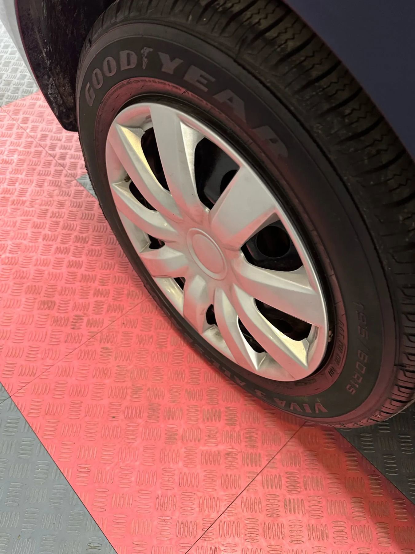 Used 2006 Kia Spectra EX image 20