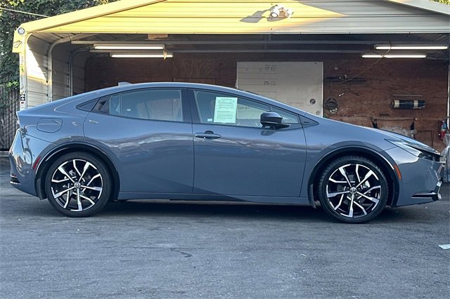 Used 2024 Toyota Prius Prime image 3