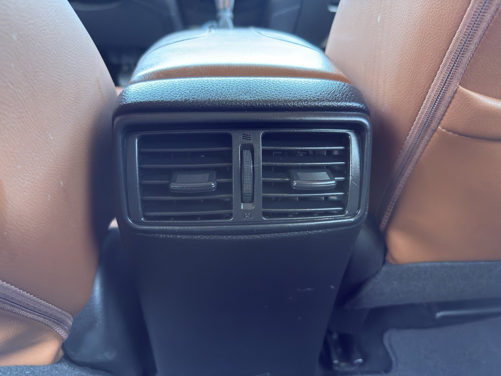 Used 2018 Nissan Rogue SL w/ Premium Package image 27