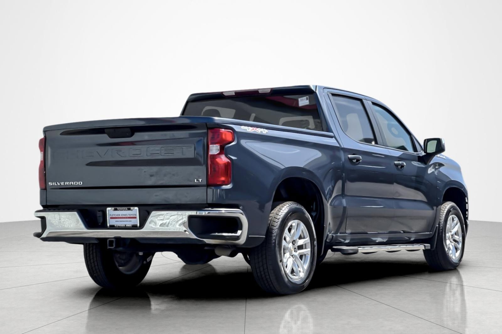 Used 2022 Chevrolet Silverado 1500 LT image 5