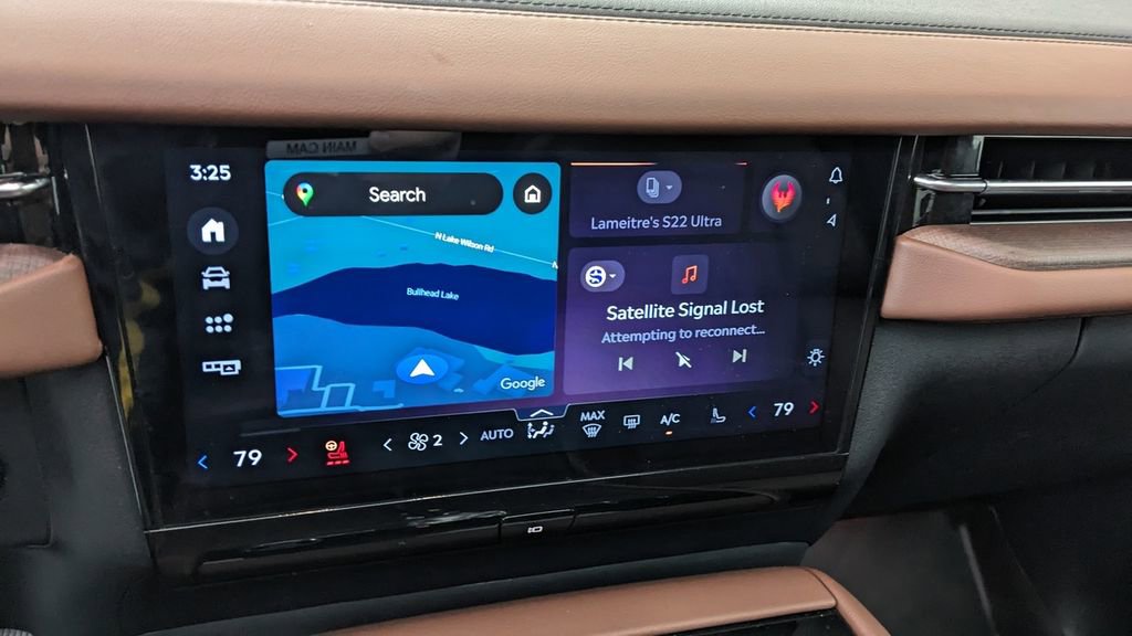 Used 2025 Lincoln Navigator Reserve image 29