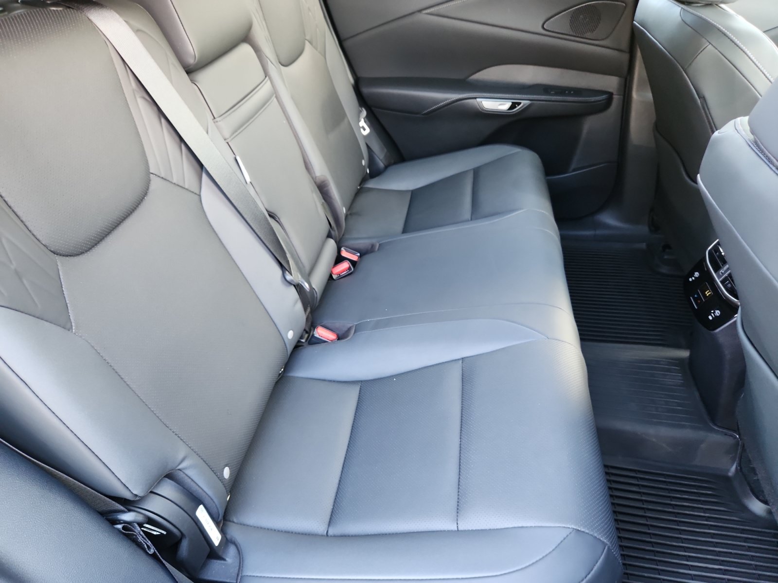 Used 2026 Lexus RX 350h w/ Convenience Package AWD/4WD image 18