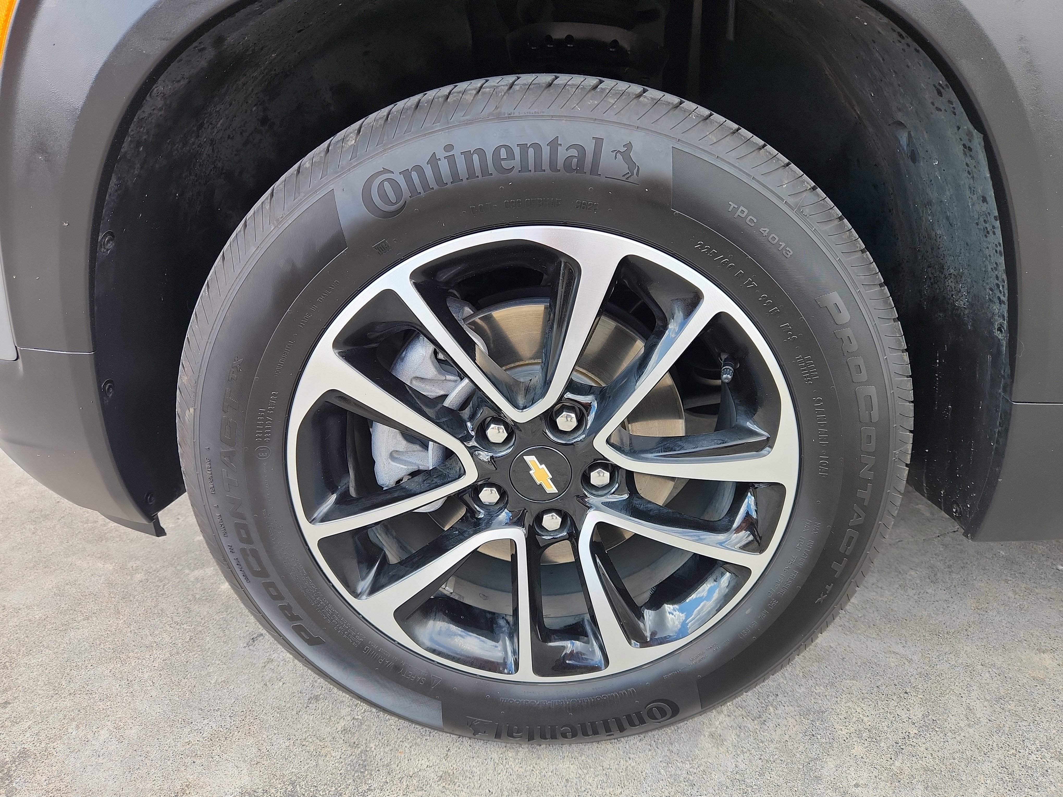 Used 2024 Chevrolet TrailBlazer LT w/ Driver Confidence Package image 46