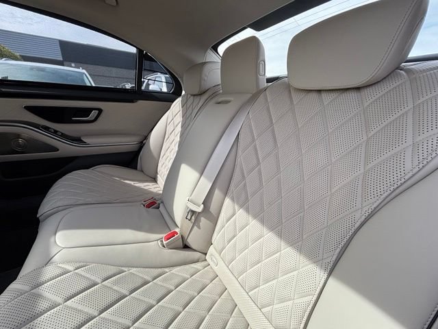 Certified 2022 Mercedes-Benz S 580 4MATIC Sedan w/ 3D Technology Package image 31