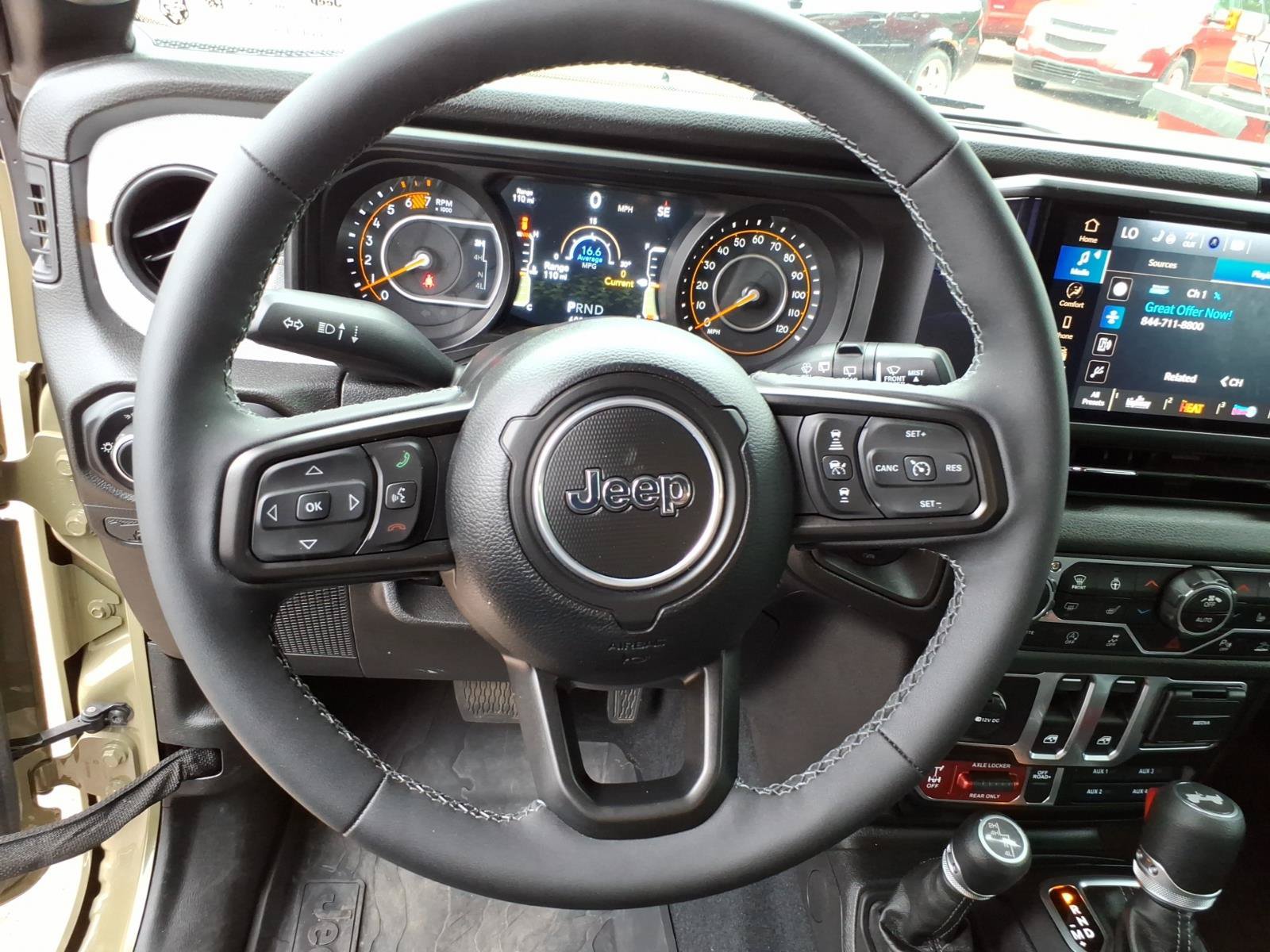 Used 2025 Jeep Wrangler Sport AWD/4WD image 20