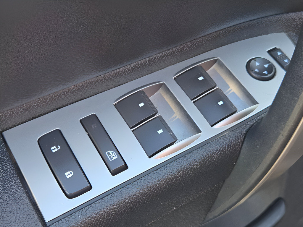 Used 2013 Chevrolet Silverado 1500 LT w/ All-Star Edition AWD/4WD image 25