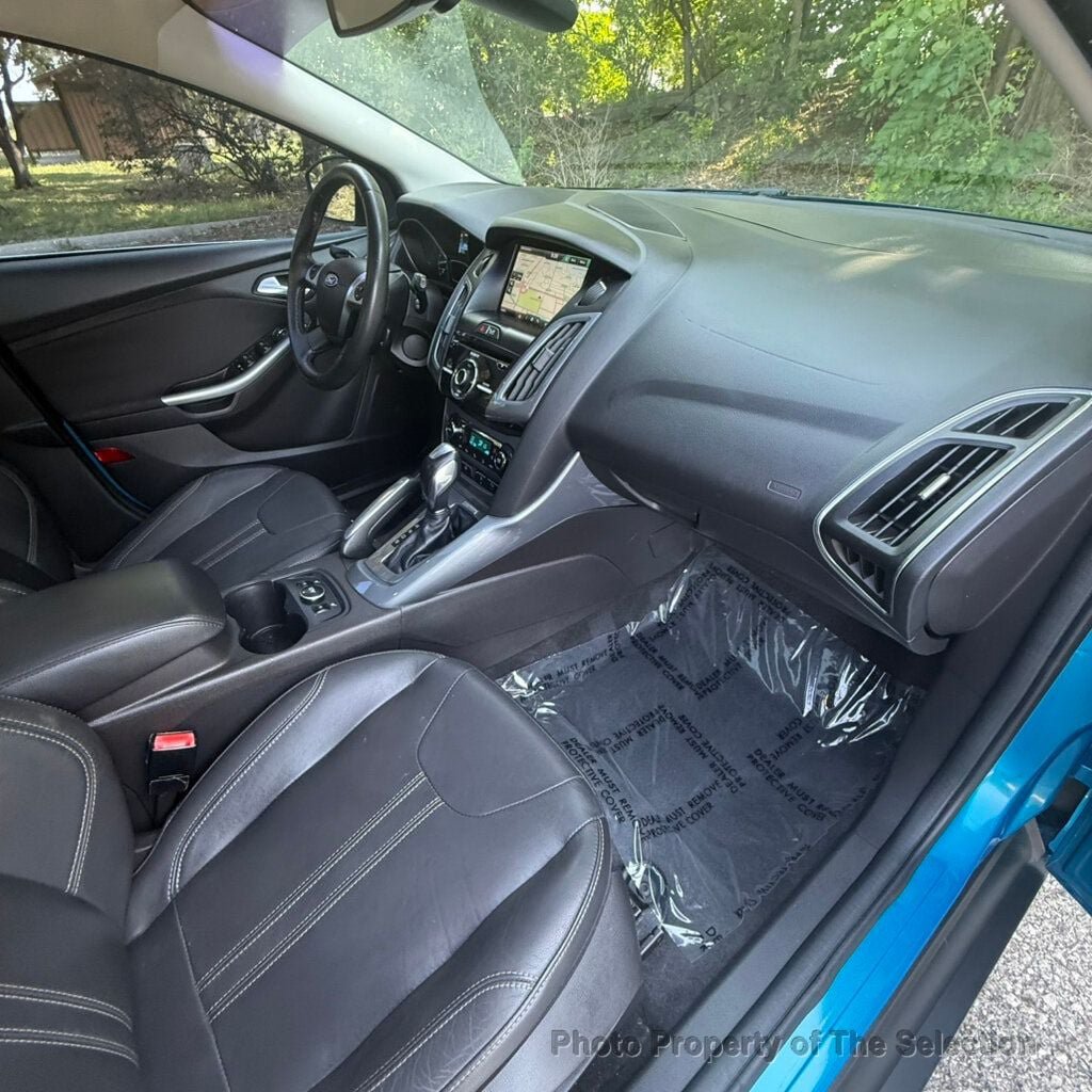 Used 2012 Ford Focus Titanium FWD image 41