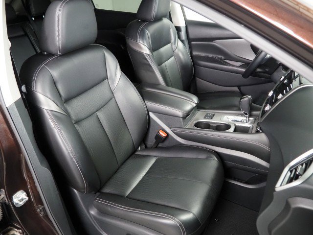 Used 2022 Nissan Murano SL image 2