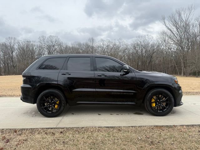 Used 2021 Jeep Grand Cherokee Trackhawk AWD/4WD image 32